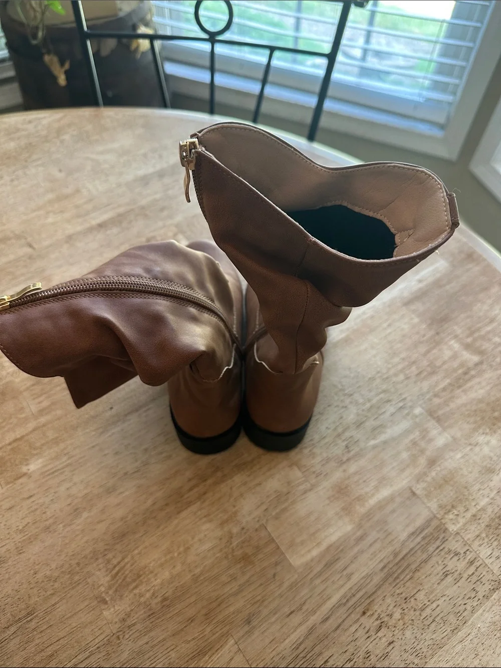 Brown zip-up Girls Mid-Calf  Boots